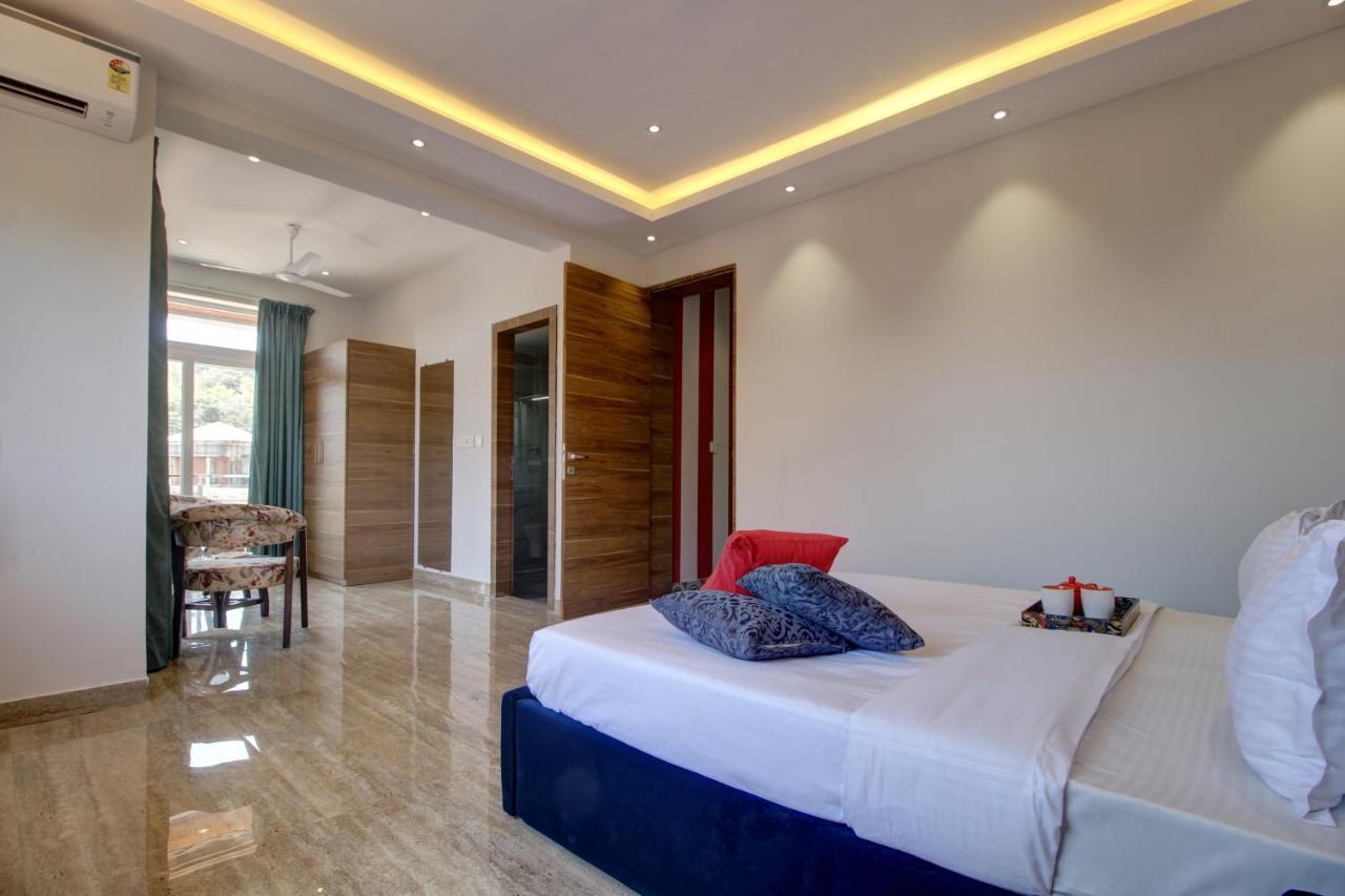 Euphoria Luxury Villa - 5Bhk - Private Pool - Jacuzzi, Baga Exterior foto
